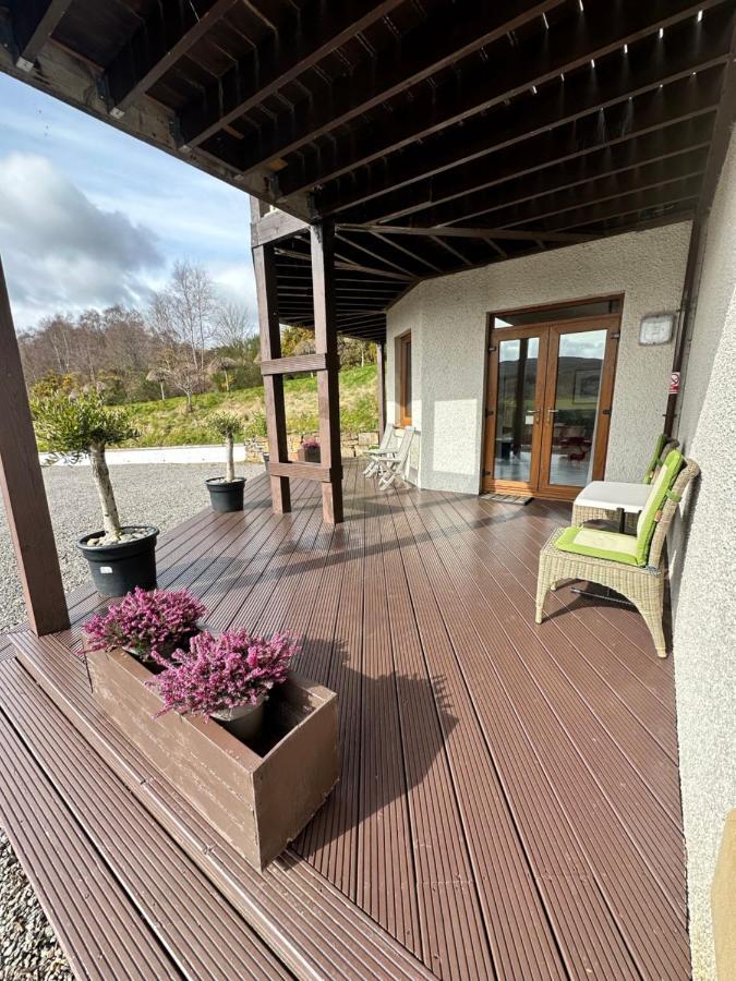 Doura Lodge Inverness Bagian luar foto