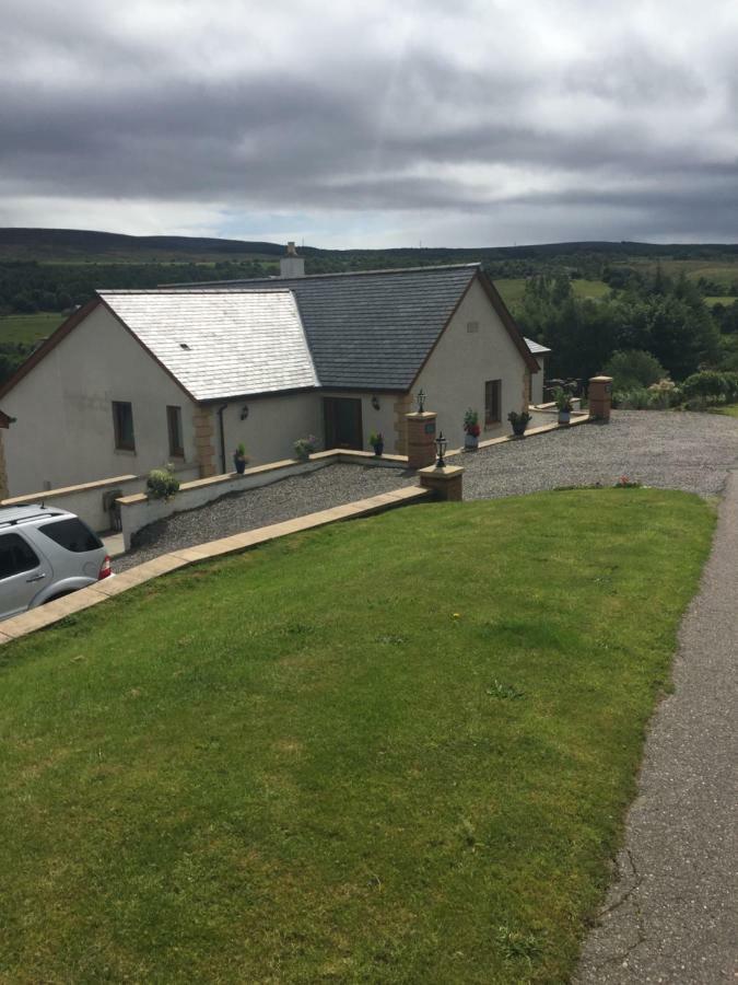 Doura Lodge Inverness Bagian luar foto