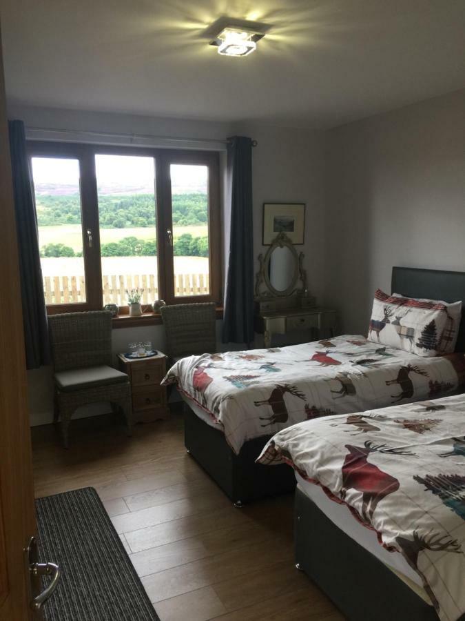 Doura Lodge Inverness Bagian luar foto