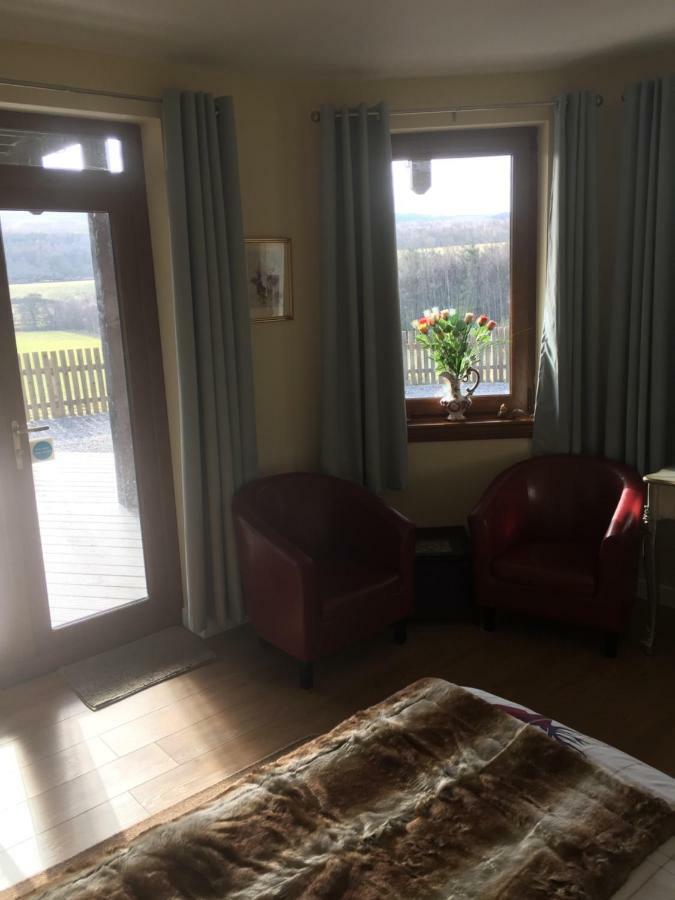 Doura Lodge Inverness Bagian luar foto